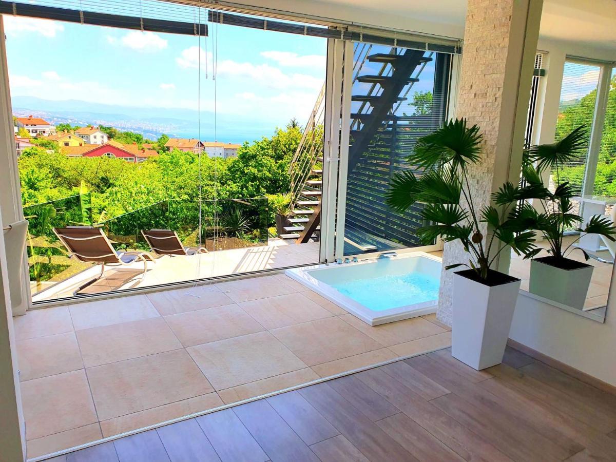 Penthouse Jacuzzi & Pool Apartmants Opatija Bagian luar foto