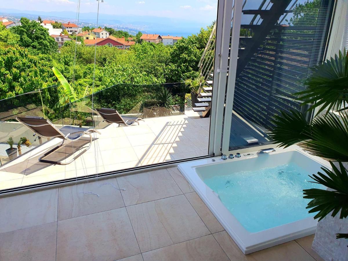 Penthouse Jacuzzi & Pool Apartmants Opatija Bagian luar foto