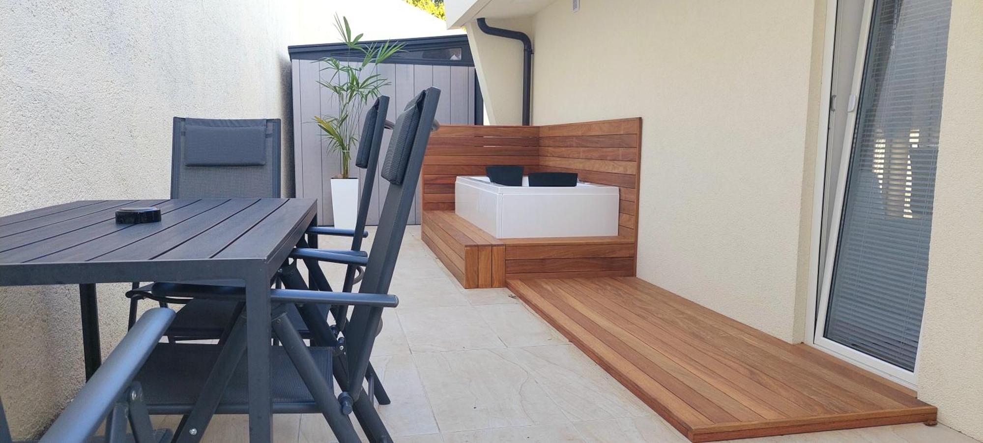 Penthouse Jacuzzi & Pool Apartmants Opatija Bagian luar foto