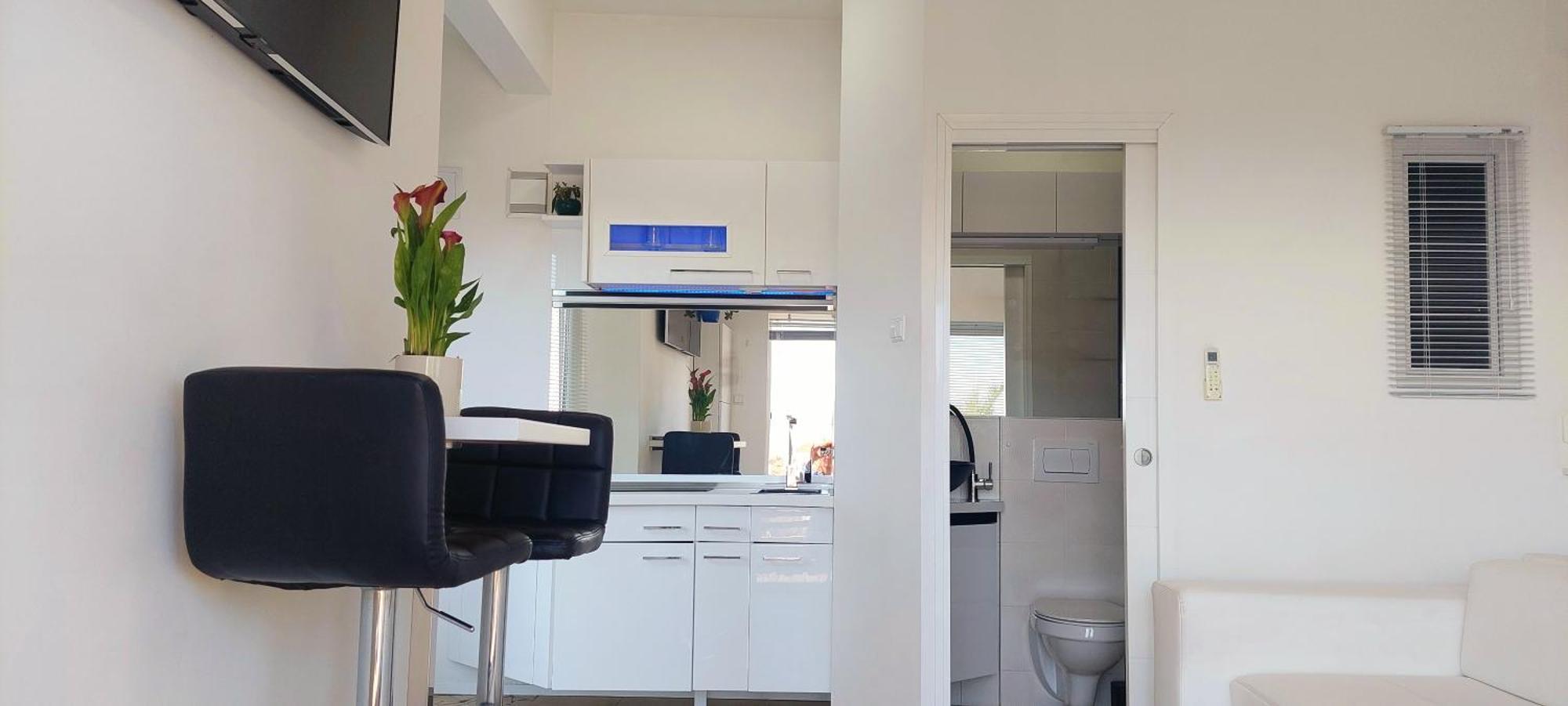 Penthouse Jacuzzi & Pool Apartmants Opatija Bagian luar foto