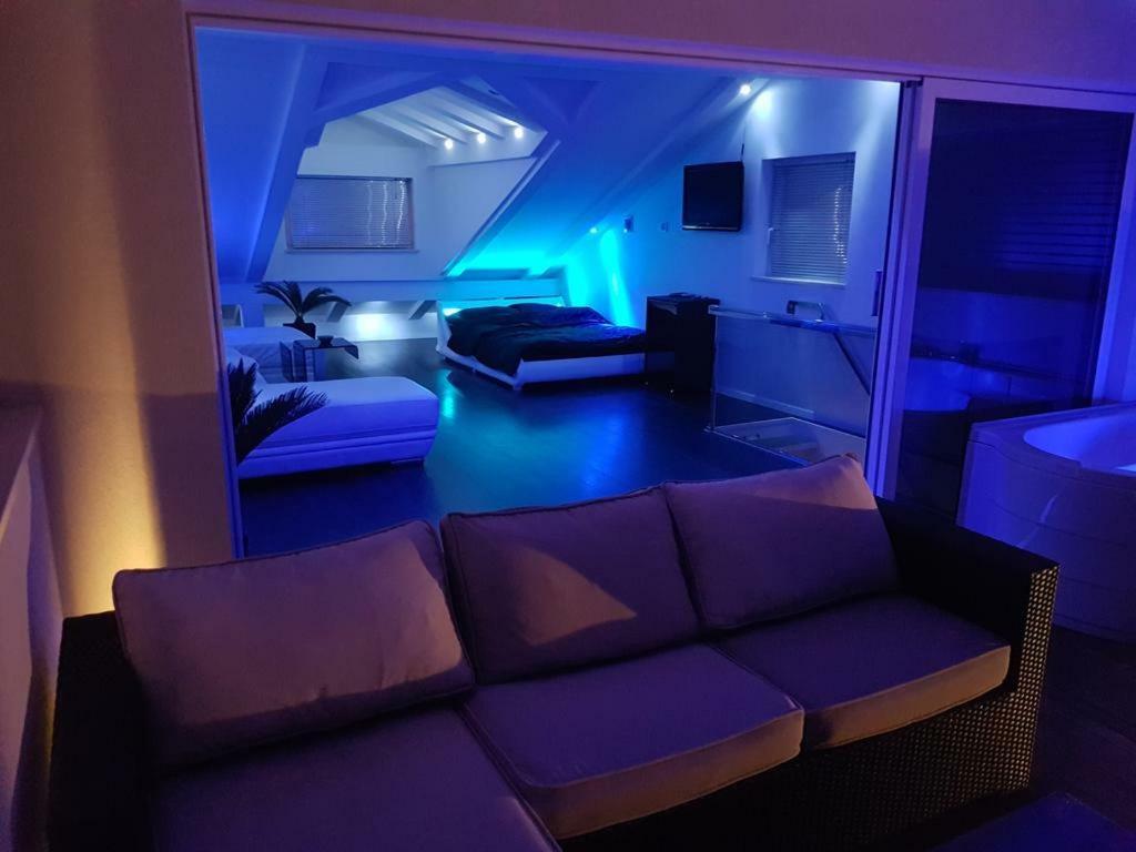 Penthouse Jacuzzi & Pool Apartmants Opatija Bagian luar foto